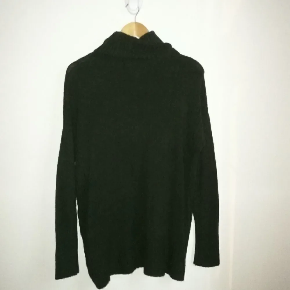 𝅺TAHARI Forest Green Warm Wool Turtleneck Knitted Sweater Size Medium - Picture 13 of 13